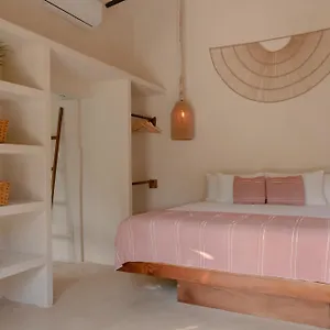 https://villa-alquimia.quintano-roohotels.com