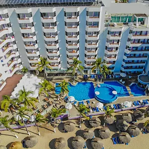 https://oceano-palace.mazatlan-hotels.com